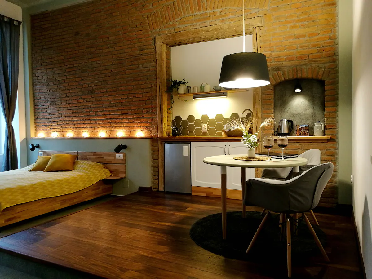 FLH - Zada Studio - Old City Center